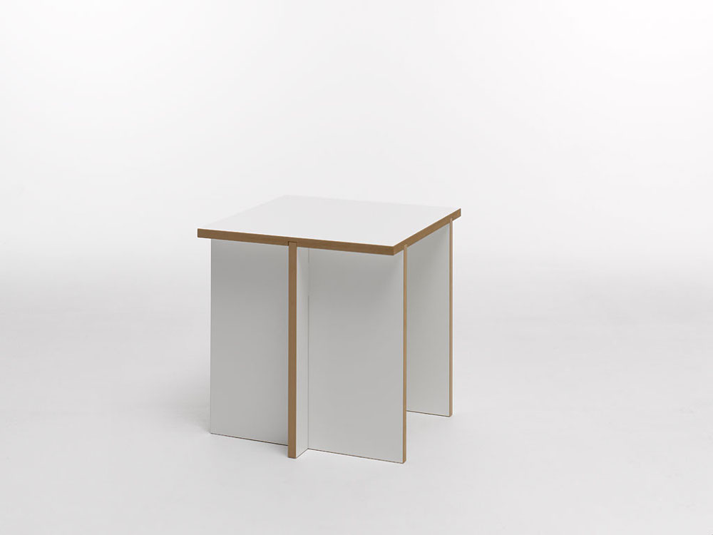 hocker_2.jpg